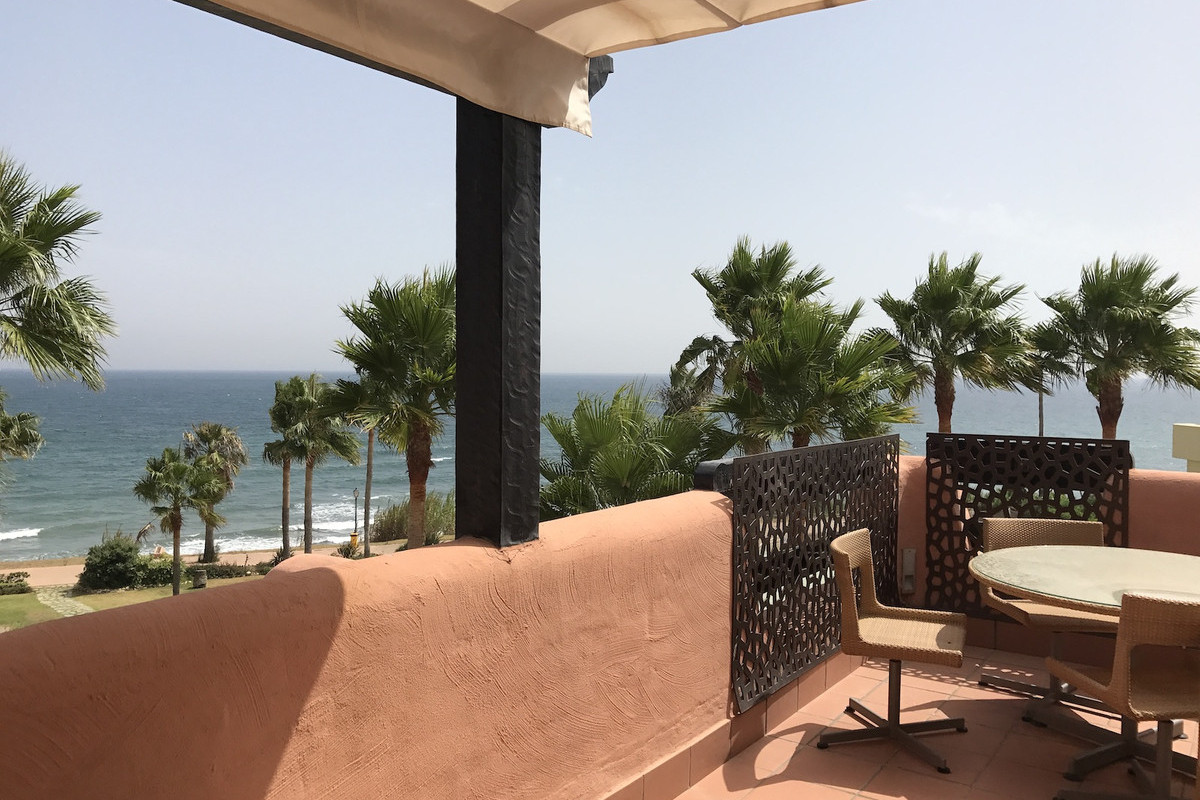 Qlistings - Apartment - Penthouse in New Golden Mile, Costa del Sol Property Image